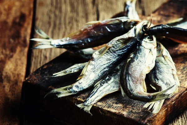 Snack de cerveza - cucaracha de pescado seca —  Fotos de Stock