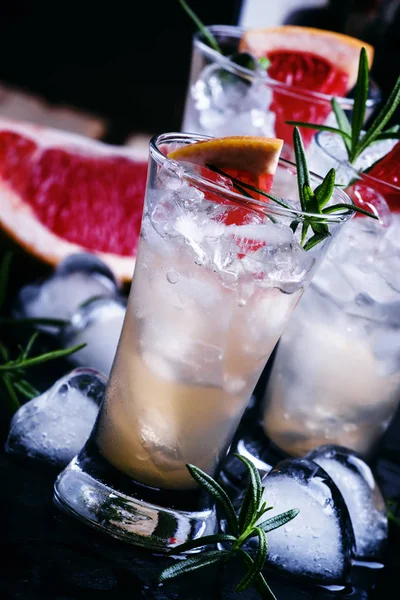 Alkoholischer Cocktail mit Wodka — Stockfoto