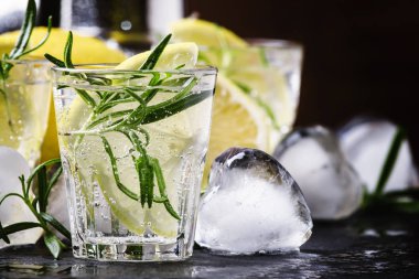 Ferahlatıcı limon içecek 