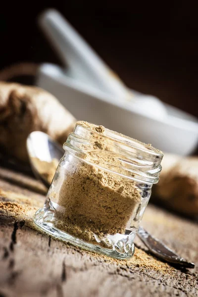 Zemin zencefil, eski ahşap arka plan