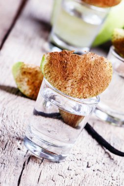 Alkollü kokteyl hızlı vanilya atış 