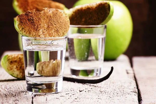 Alkollü kokteyl hızlı vanilya atış 