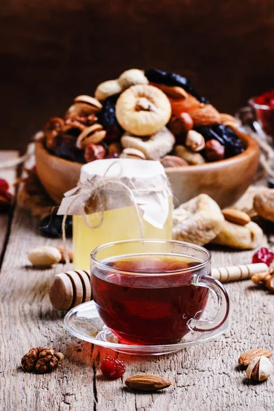 Oriente Médio chá preto em uma xícara — Fotografia de Stock