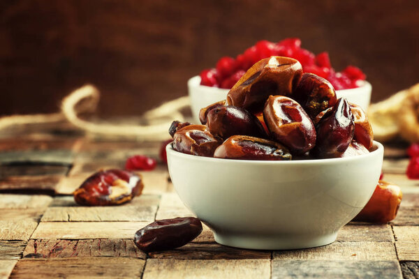 Dried sweet dates. 