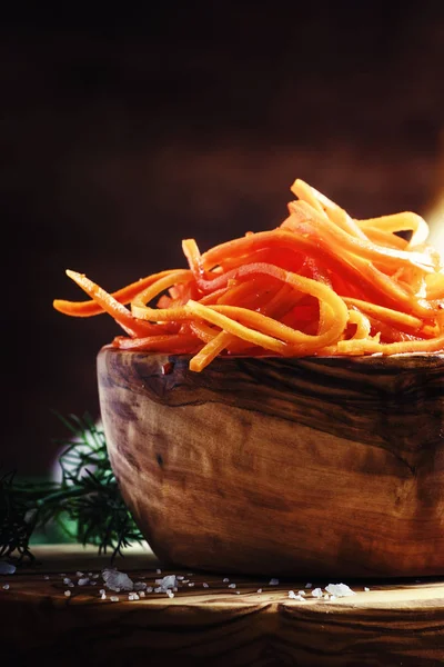 Салат з маринованої моркви — стокове фото