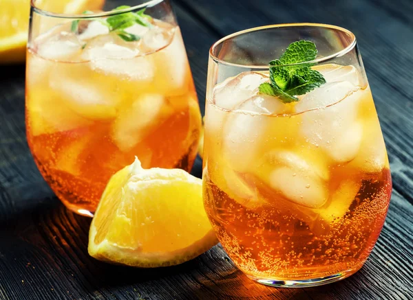 Aperol spritz cocktail — Stockfoto