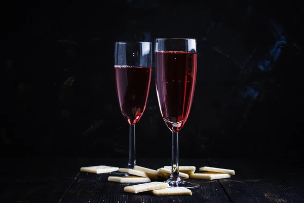 バラのスパーク リング ワイン — ストック写真