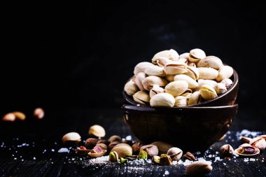 Deniz tuzu ile Antep fıstığı