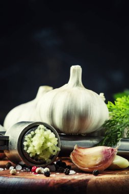 Basın yoluyla sıkılmış taze sarımsak