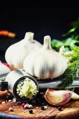 Basın yoluyla sıkılmış taze sarımsak