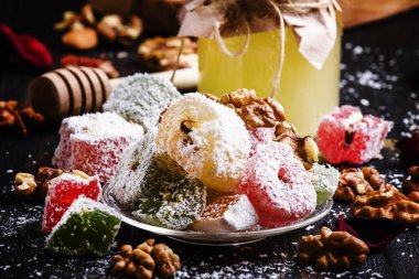 Hindistan cevizi talaşı bal ile marmelat