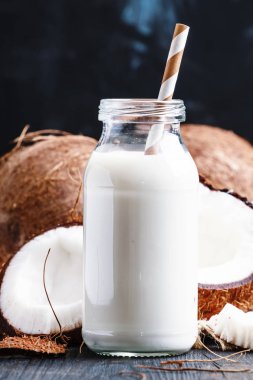 Hindistan cevizi sütü, rustik tarzı