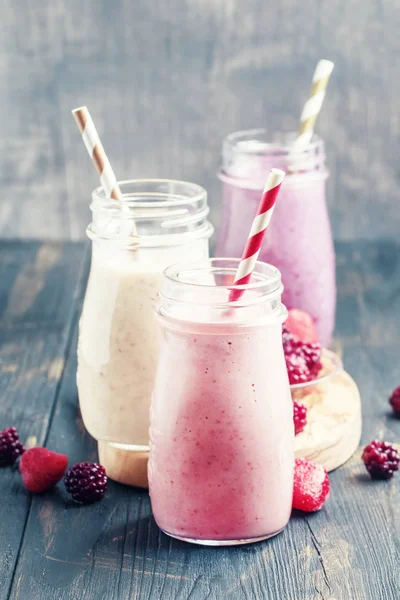 Berry smoothies med yoghurt — Stockfoto