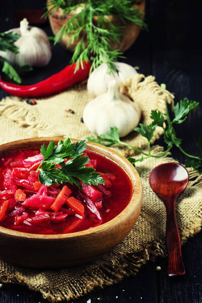 Борщовый суп со свеклой
