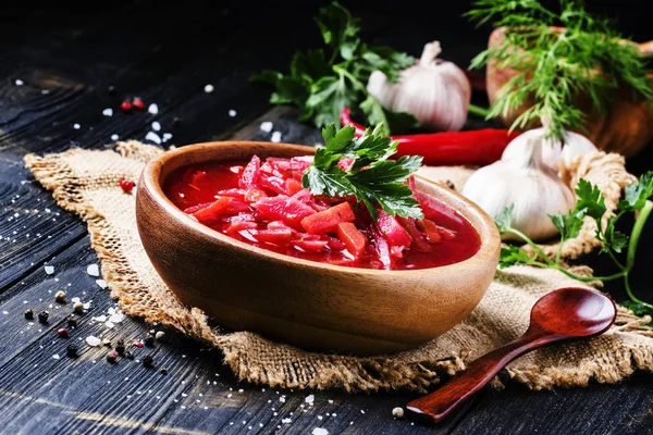 Sopa de legumes com beterraba — Fotografia de Stock