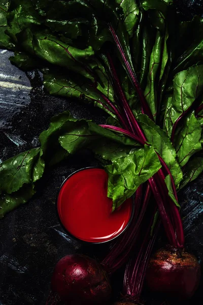 Suco das suas beterrabas frescas — Fotografia de Stock