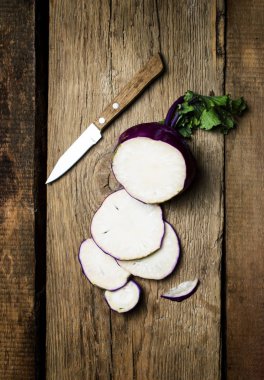 Mor alabaşlar lahana