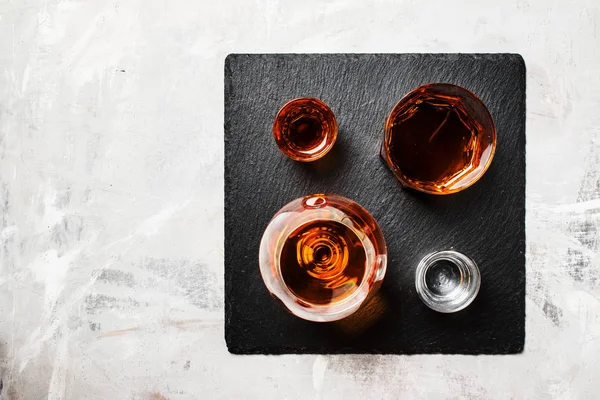 Selectie van sterke dranken in glazen — Stockfoto