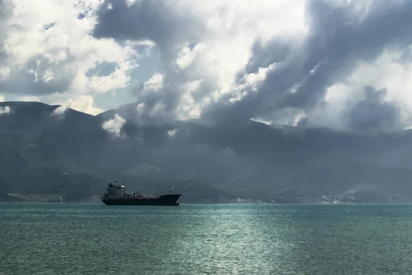 Buque de carga en el Mar Negro — Foto de Stock