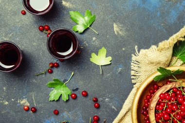 Frenk üzümü likör