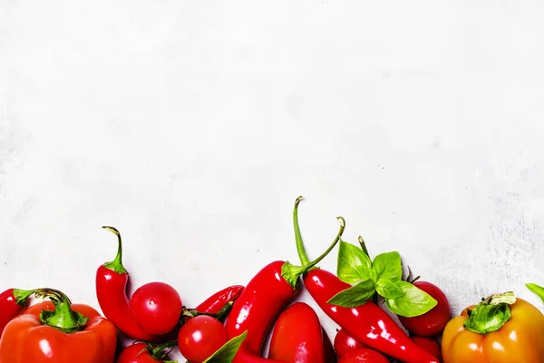 Legumes frescos para salada vegetariana — Fotografia de Stock