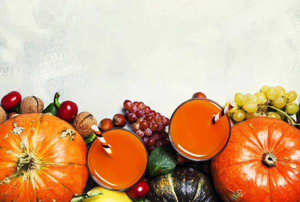 Jus de citrouille, concept d'Action de grâces d'automne — Photo