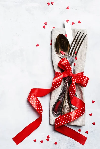 Fijación Mesa Festiva Para Día San Valentín Juego Cubiertos Cinta — Foto de Stock