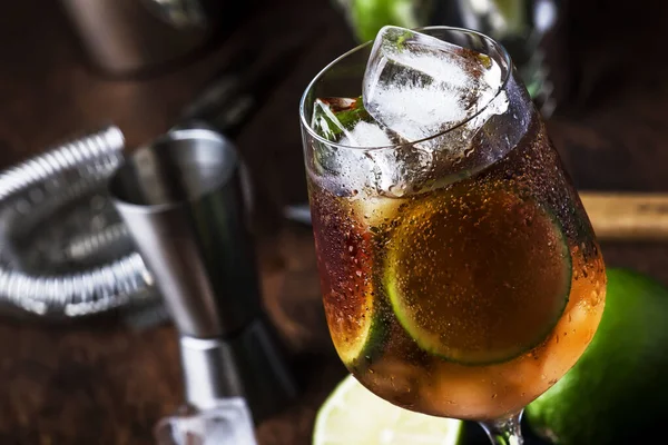 Alcoholische Cocktail Long Island Met Wodka Gin Tequila Zilver Witte — Stockfoto
