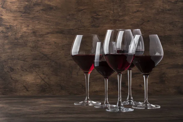 Wijnglas Selectie Van Rode Wijnen Wijnproeven Droge Halfdroge Zoete Rode — Stockfoto