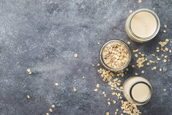 Vegán Zabpehely Tej Nem Tejtermékek Alternatív Tej Üvegben Felülnézet Másolás — Stock Fotó