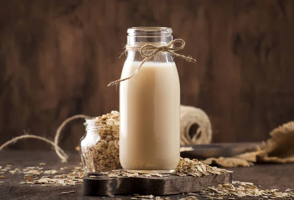 Vegan Fiocchi Avena Latte Non Latticini Latte Alternativo Vetro Tavolo — Foto Stock