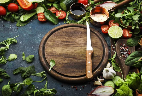 Comida Fresca Saludable Para Cocinar Ensalada Haciendo Ingredientes Sobre Fondo —  Fotos de Stock