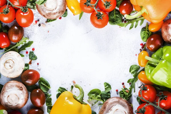 Fundo Comida Saudável Com Várias Ervas Verdes Cogumelos Legumes Ingredientes — Fotografia de Stock