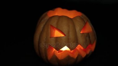 Azizler günü. Kötü kabak tatil Halloween. Kabak parlayan Jack.