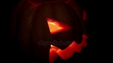 Tatil Cadılar Bayramı. Kabak Jack, parlayan bir şeytanla kabak.