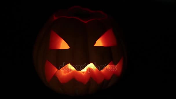 Zlověstné pumpkin Jack. Dýně Halloween. — Stock video