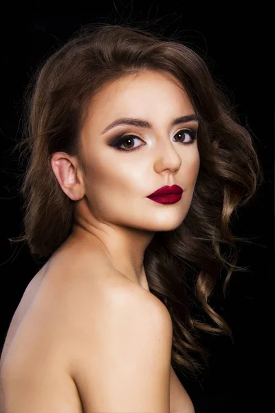 Beautiful Girl Woman Model Smokey Eyes Red Lipstick Evening Classic — Stock Photo, Image