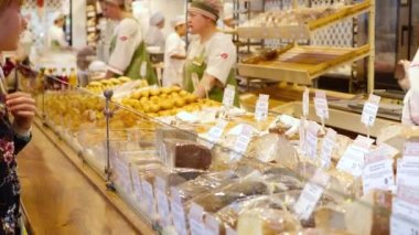 Novosibirsk, Rusya Federasyonu - Ekim 2,2016: büyük gıda Fuarı taze bakkal