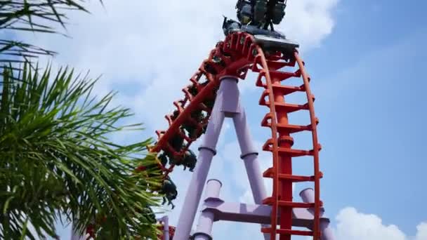 BANGKOK, TAILANDIA - 20 de marzo de 2017: Parque de atracciones y entretenimiento — Vídeo de stock