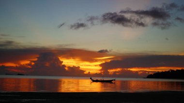 güzel gün batımı Panoraması deniz