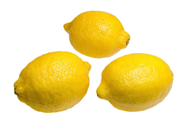 白色背景上分离的多汁柠檬 — 图库照片