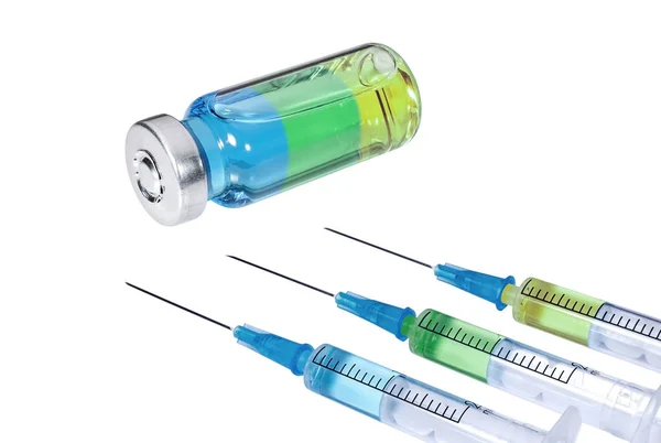 Três Seringas Com Vacina Multicolorida Frasco Médico Sobre Fundo Branco — Fotografia de Stock