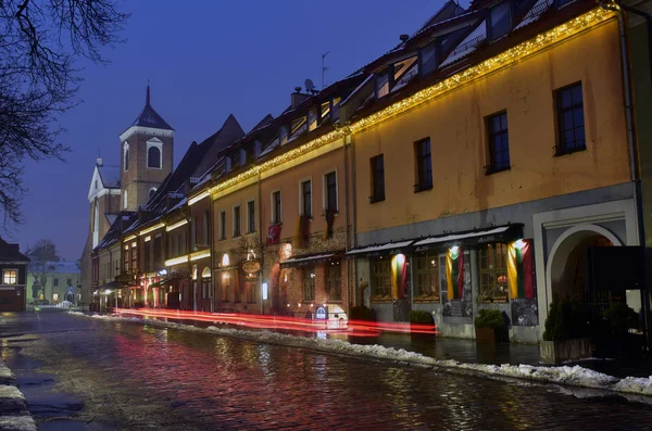 Kaunas - Litvanya / 03.08.2018: ortaçağdan kalma şehir Restoran kafede kare eski şehir Kaunas