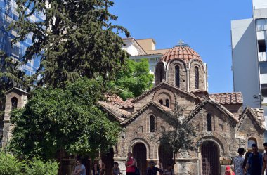 Atina - Yunanistan / 07.09.2017: 11. yüzyıl Bizans Kilisesi, Panagia Kapnikarea, Platia Kapnikareas, Atina, Yunanistan