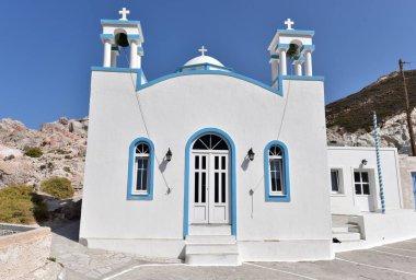 Mavi beyaz Ortodoks Kilisesi, Firopotamos, Milos island, Cyclades, Yunanistan