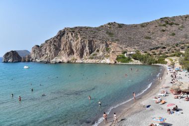 Milos Island - Yunanistan / 09.10.2017: Plathiena Beach, Milos, Cyclades Adaları, Ege Adaları, Yunanistan