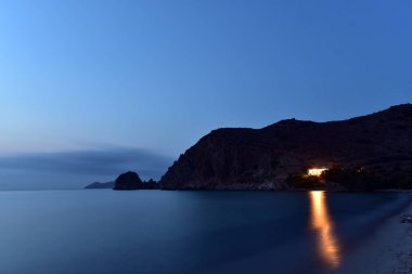 Günbatımı Plathiena Beach Milos Adası, Yunanistan