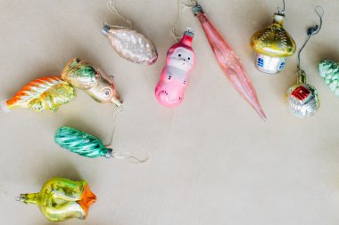 Retro Noel ve yılbaşı oyuncakları