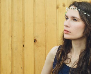 dalları erkeçsakalı baş genç kadın