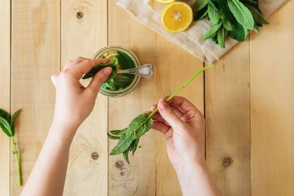 ev yapımı limonata pişirme